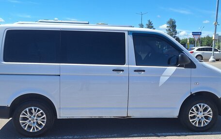 Volkswagen Caravelle T5, 2013 год, 1 659 000 рублей, 3 фотография