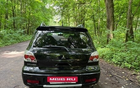 Mitsubishi Outlander III рестайлинг 3, 2007 год, 670 000 рублей, 4 фотография