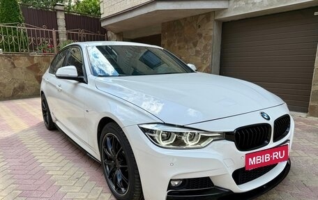 BMW 3 серия, 2018 год, 2 950 000 рублей, 3 фотография