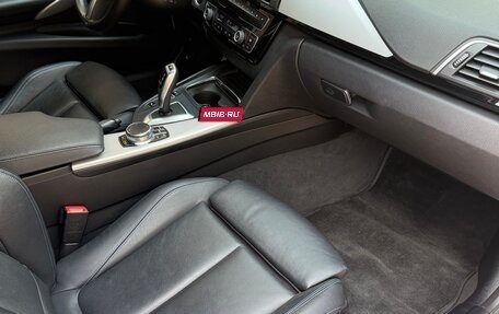 BMW 3 серия, 2018 год, 2 950 000 рублей, 14 фотография