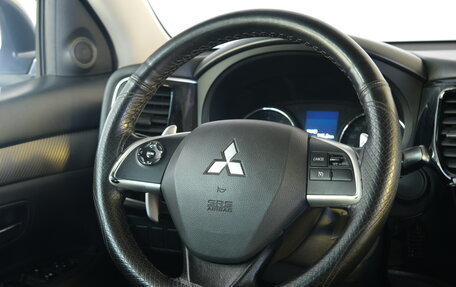 Mitsubishi Outlander III рестайлинг 3, 2013 год, 1 399 000 рублей, 12 фотография