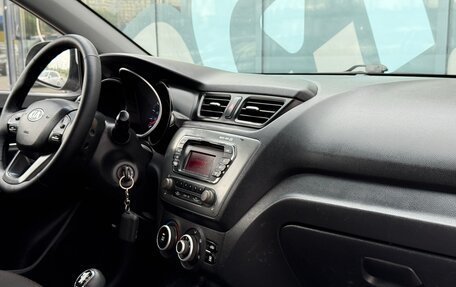 KIA Rio III рестайлинг, 2013 год, 780 000 рублей, 10 фотография