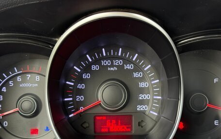 KIA Rio III рестайлинг, 2013 год, 780 000 рублей, 17 фотография
