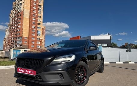 Volvo V40 Cross Country I, 2017 год, 1 700 000 рублей, 1 фотография