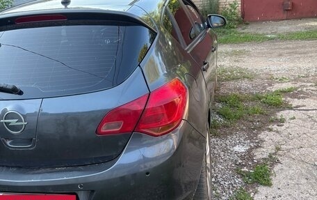 Opel Astra J, 2011 год, 370 000 рублей, 3 фотография