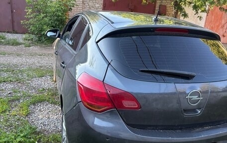 Opel Astra J, 2011 год, 370 000 рублей, 5 фотография