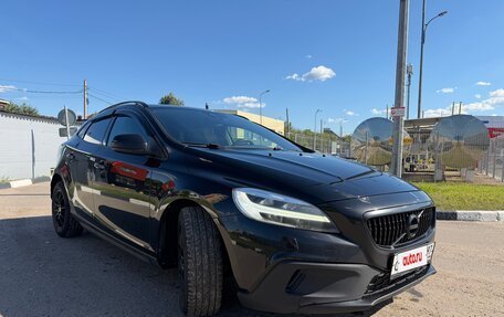 Volvo V40 Cross Country I, 2017 год, 1 700 000 рублей, 3 фотография