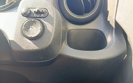Honda Fit III, 2012 год, 865 000 рублей, 11 фотография