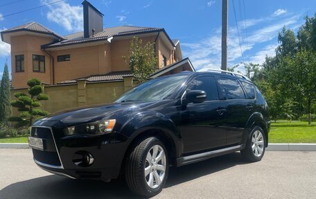 Mitsubishi Outlander III рестайлинг 3, 2010 год, 1 375 000 рублей, 5 фотография