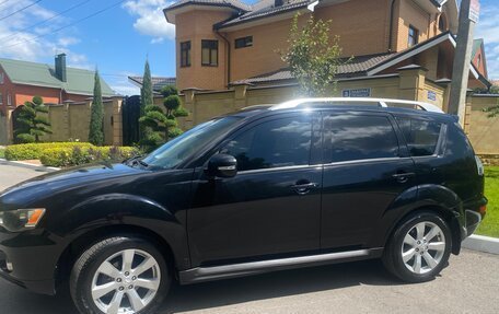 Mitsubishi Outlander III рестайлинг 3, 2010 год, 1 375 000 рублей, 7 фотография