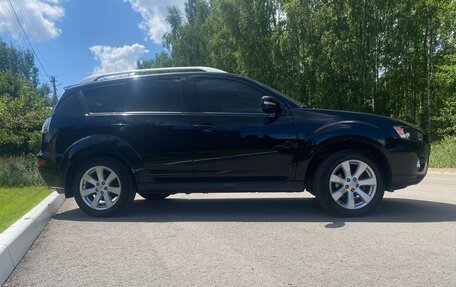 Mitsubishi Outlander III рестайлинг 3, 2010 год, 1 375 000 рублей, 14 фотография