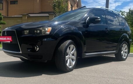 Mitsubishi Outlander III рестайлинг 3, 2010 год, 1 375 000 рублей, 6 фотография