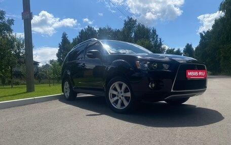 Mitsubishi Outlander III рестайлинг 3, 2010 год, 1 375 000 рублей, 11 фотография