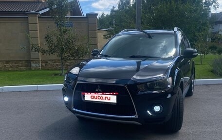 Mitsubishi Outlander III рестайлинг 3, 2010 год, 1 375 000 рублей, 20 фотография
