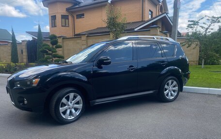 Mitsubishi Outlander III рестайлинг 3, 2010 год, 1 375 000 рублей, 34 фотография