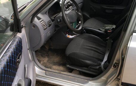 Hyundai Accent II, 2004 год, 120 000 рублей, 3 фотография