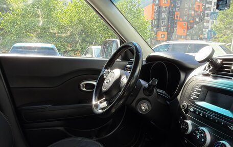 KIA Soul II рестайлинг, 2014 год, 1 200 000 рублей, 11 фотография