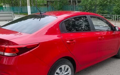 KIA Rio IV, 2017 год, 1 800 000 рублей, 3 фотография