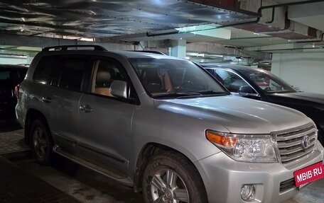 Toyota Land Cruiser 200, 2015 год, 4 500 000 рублей, 3 фотография