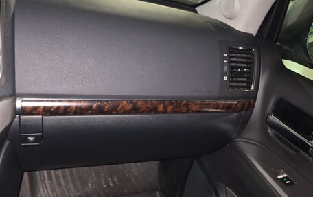 Toyota Land Cruiser 200, 2015 год, 4 500 000 рублей, 25 фотография