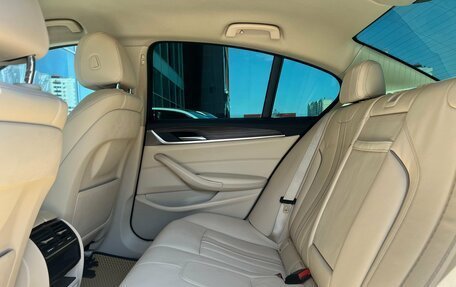 BMW 5 серия, 2018 год, 3 190 000 рублей, 13 фотография