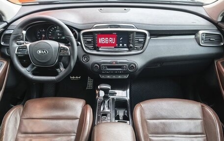 KIA Sorento III Prime рестайлинг, 2018 год, 3 169 000 рублей, 6 фотография