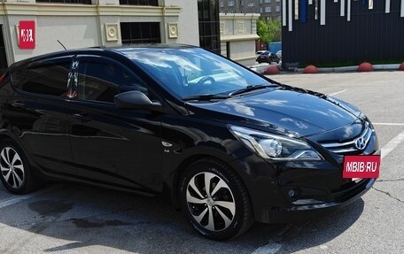 Hyundai Solaris II рестайлинг, 2014 год, 730 000 рублей, 2 фотография