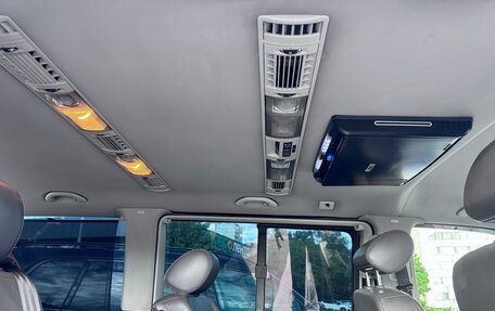 Volkswagen Multivan T5, 2011 год, 1 985 000 рублей, 11 фотография