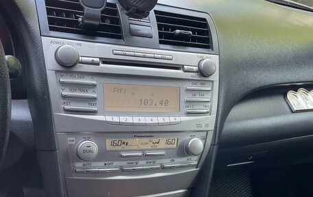 Toyota Camry, 2010 год, 850 000 рублей, 7 фотография