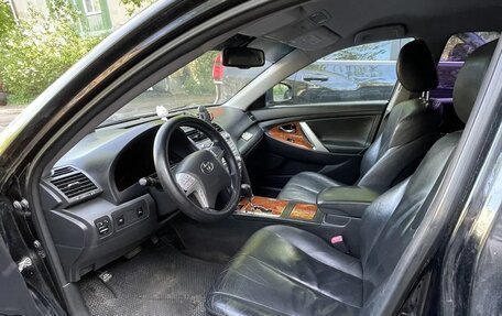 Toyota Camry, 2010 год, 850 000 рублей, 15 фотография