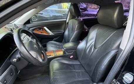 Toyota Camry, 2010 год, 850 000 рублей, 19 фотография
