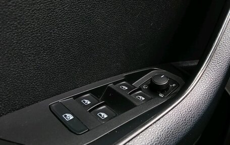 Skoda Karoq I, 2020 год, 2 645 000 рублей, 19 фотография