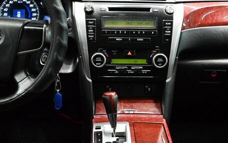 Toyota Camry, 2013 год, 1 000 000 рублей, 13 фотография