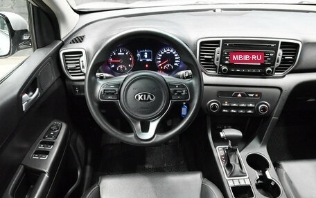 KIA Sportage IV рестайлинг, 2018 год, 2 230 000 рублей, 12 фотография