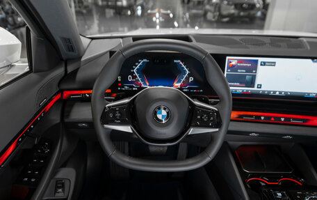 BMW 5 серия, 2023 год, 6 850 000 рублей, 11 фотография