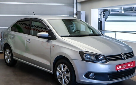 Volkswagen Polo VI (EU Market), 2013 год, 720 000 рублей, 3 фотография