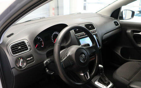 Volkswagen Polo VI (EU Market), 2013 год, 720 000 рублей, 6 фотография