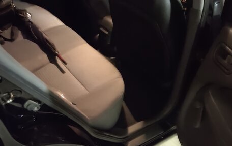Nissan Almera Classic, 2012 год, 800 000 рублей, 24 фотография