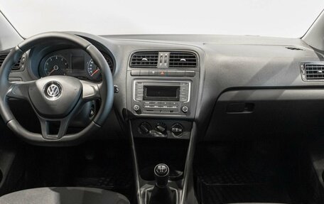 Volkswagen Polo VI (EU Market), 2019 год, 1 275 000 рублей, 6 фотография
