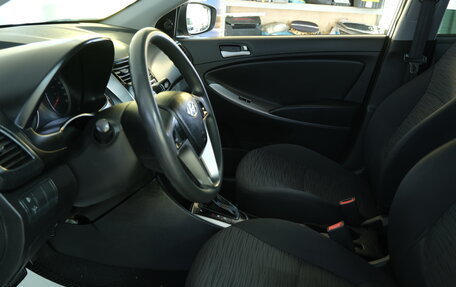 Hyundai Solaris II рестайлинг, 2016 год, 1 059 000 рублей, 8 фотография