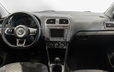 Volkswagen Polo VI (EU Market), 2020 год, 1 177 600 рублей, 6 фотография