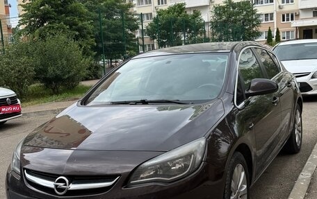 Opel Astra J, 2013 год, 550 000 рублей, 1 фотография