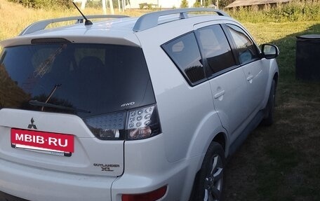 Mitsubishi Outlander III рестайлинг 3, 2010 год, 1 280 000 рублей, 4 фотография