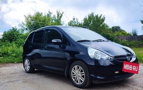 Honda Jazz I рестайлинг, 2005 год, 530 000 рублей, 3 фотография