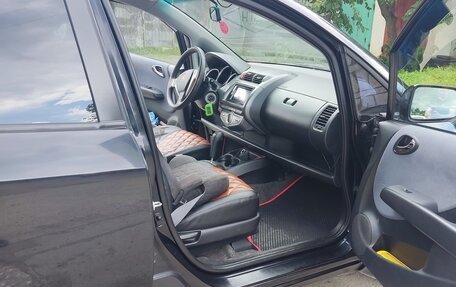Honda Jazz I рестайлинг, 2005 год, 530 000 рублей, 12 фотография