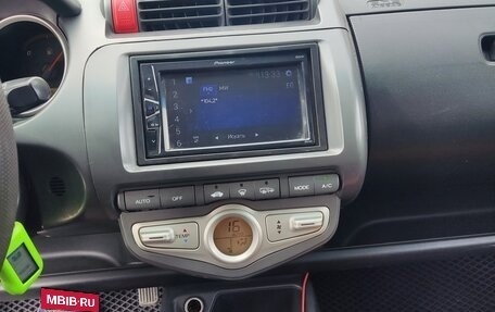 Honda Jazz I рестайлинг, 2005 год, 530 000 рублей, 15 фотография