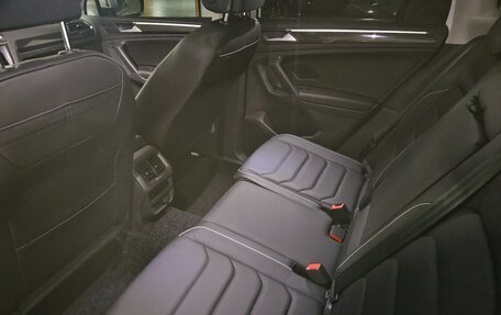 Volkswagen Tiguan II, 2022 год, 2 255 000 рублей, 11 фотография