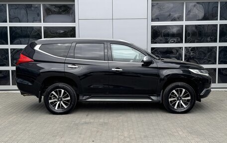 Mitsubishi Pajero Sport III рестайлинг, 2020 год, 3 050 000 рублей, 8 фотография
