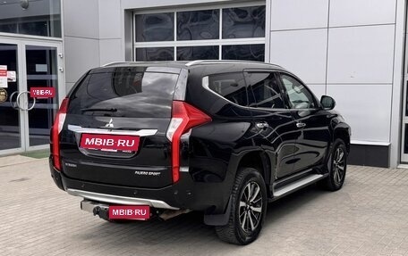 Mitsubishi Pajero Sport III рестайлинг, 2020 год, 3 050 000 рублей, 7 фотография