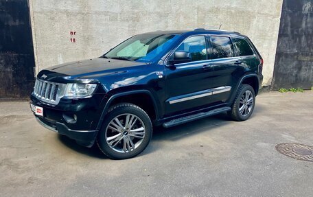 Jeep Grand Cherokee, 2012 год, 1 900 000 рублей, 2 фотография